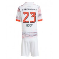 Bayern Munich Sacha Boey #23 Vonkajší Detský futbalový dres 2025-26 Krátky Rukáv (+ trenírky)